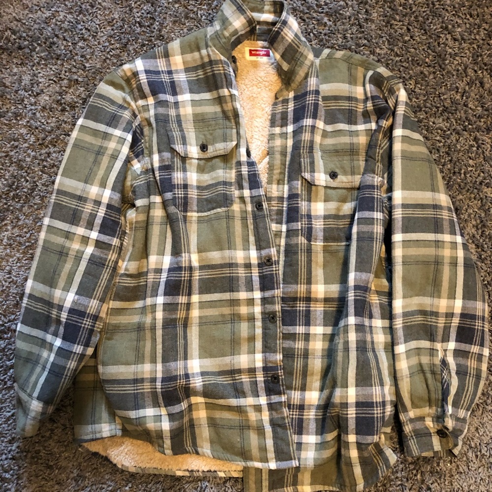 Oversized flannel fuzzy jacket!